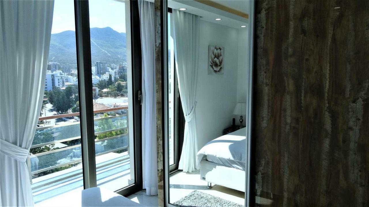 קיירניה Aquamarine Luxury Residence מראה חיצוני תמונה