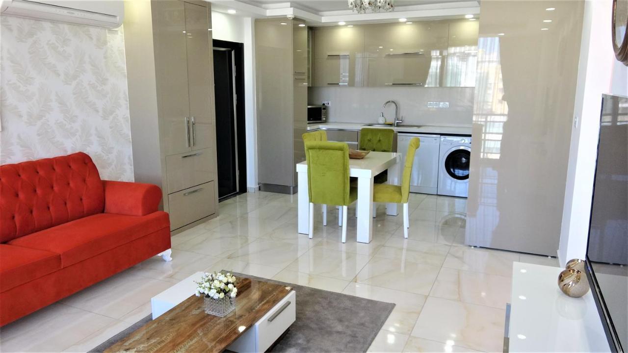 קיירניה Aquamarine Luxury Residence מראה חיצוני תמונה