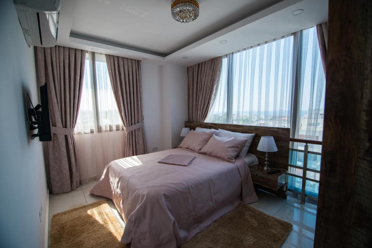 קיירניה Aquamarine Luxury Residence מראה חיצוני תמונה
