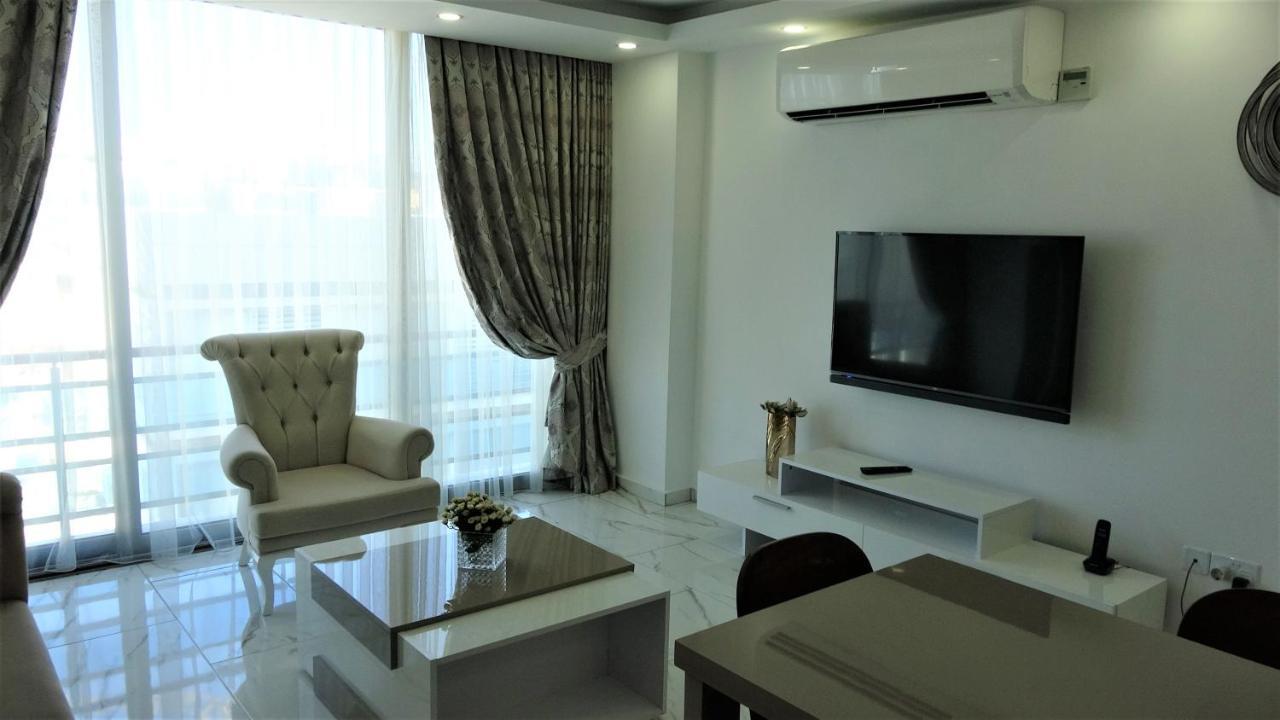 קיירניה Aquamarine Luxury Residence מראה חיצוני תמונה